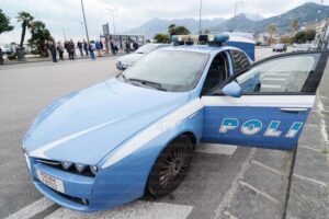 Auto-Polizia-02-735x490