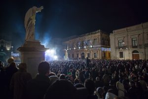 capodanno-in-piazza-duono-a-siracsua-1