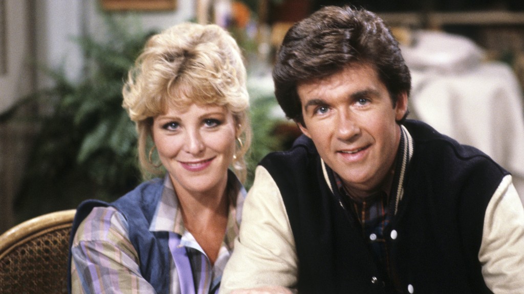 GROWING PAINS - Pilot - Airdate: September 22, 1985. (Photo by ABC Photo Archives/ABC via Getty Images) JOANNA KERNS;ALAN THICKE