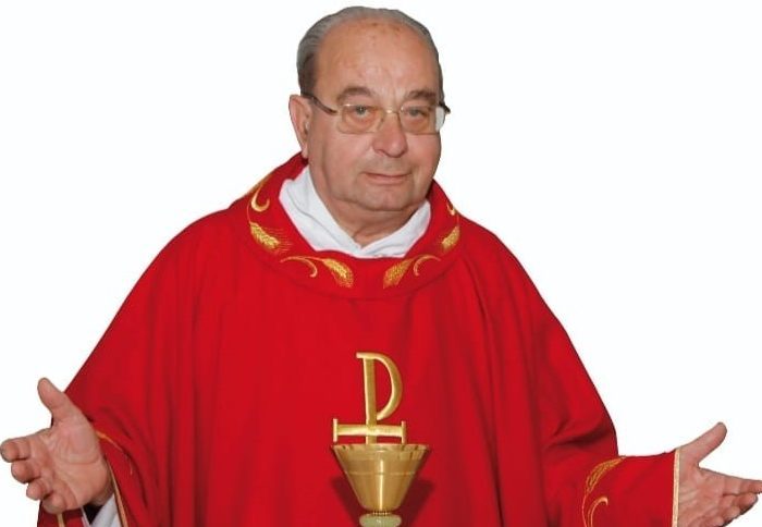 Siracusa, addio a padre Eugenio Staffile, parroco della chiesa di San  Francesco d'Assisi 